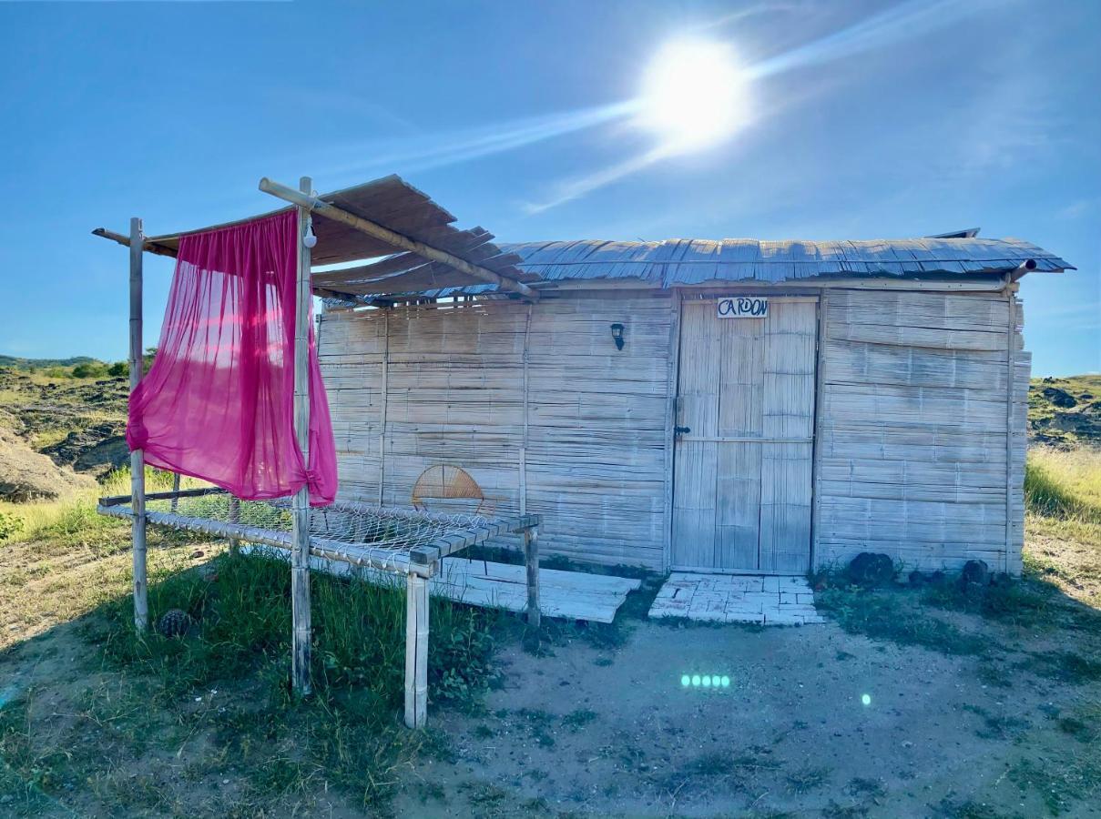 Qji Glamping biohotel Villavieja Bagian luar foto