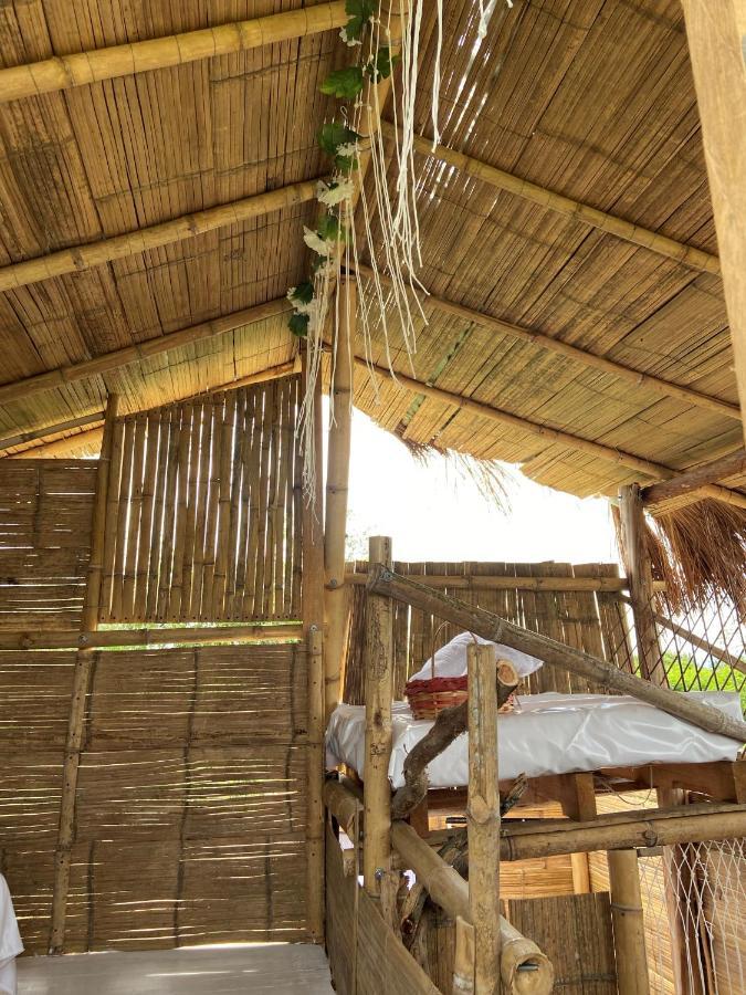 Qji Glamping biohotel Villavieja Bagian luar foto