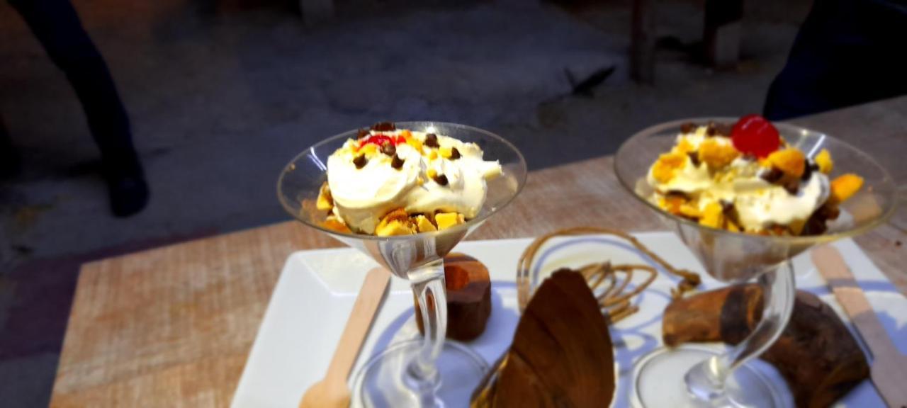 Qji Glamping biohotel Villavieja Bagian luar foto