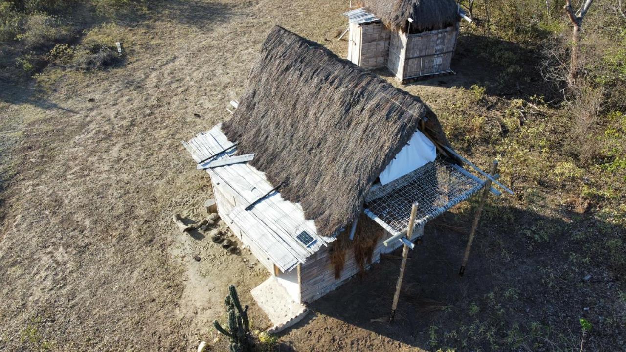 Qji Glamping biohotel Villavieja Bagian luar foto
